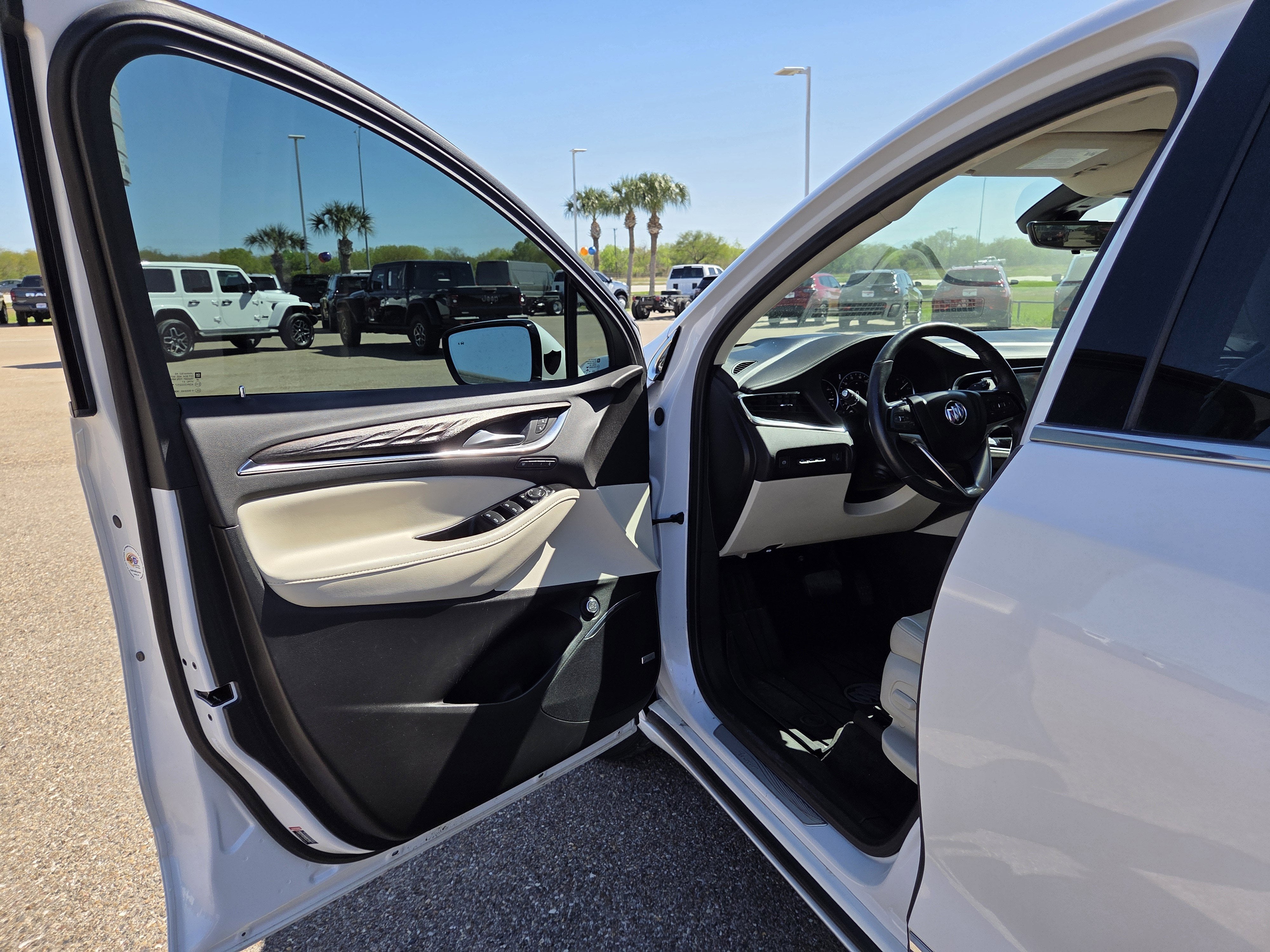 2022 Buick Enclave Avenir