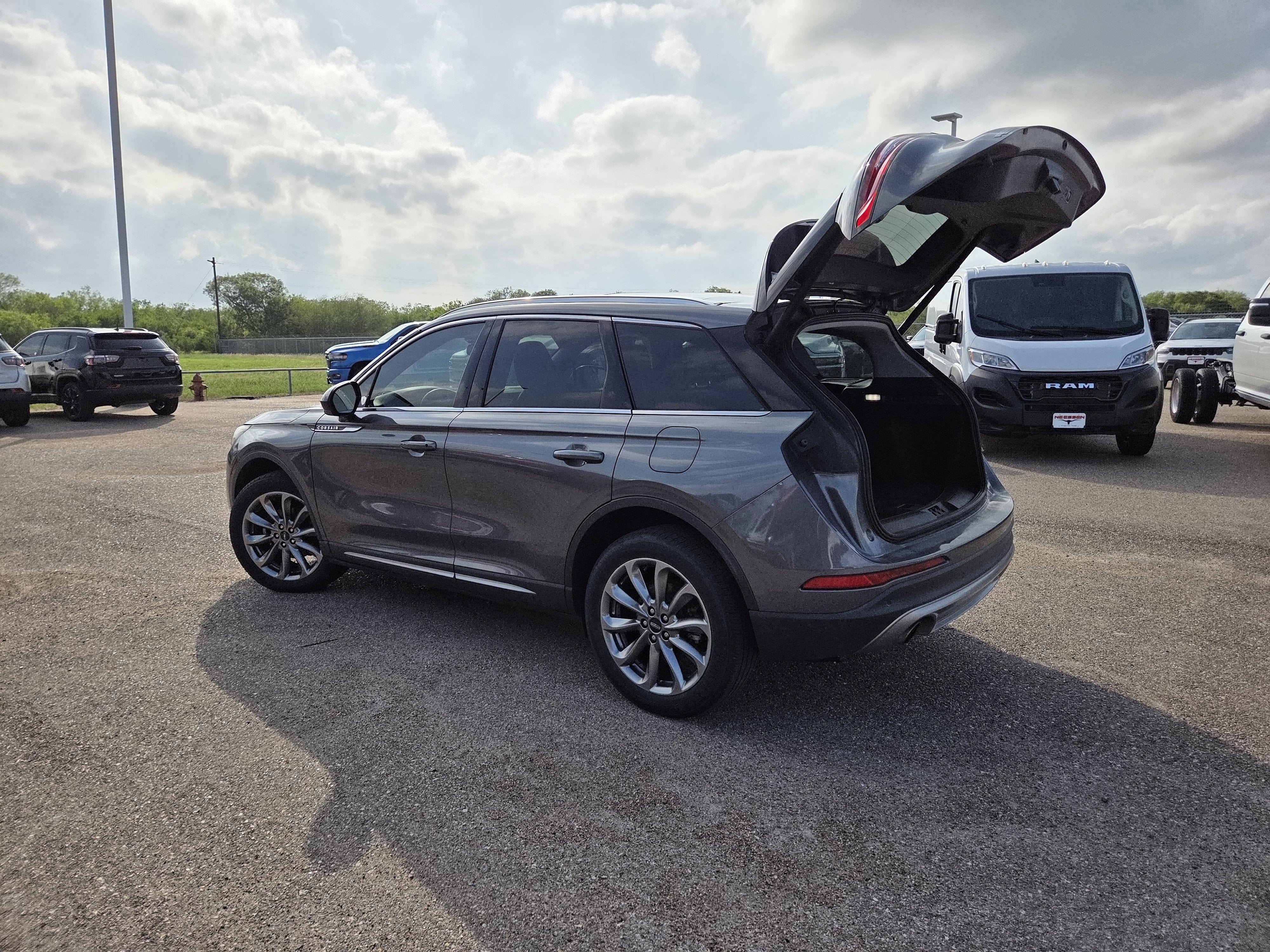 2022 Lincoln Corsair Standard
