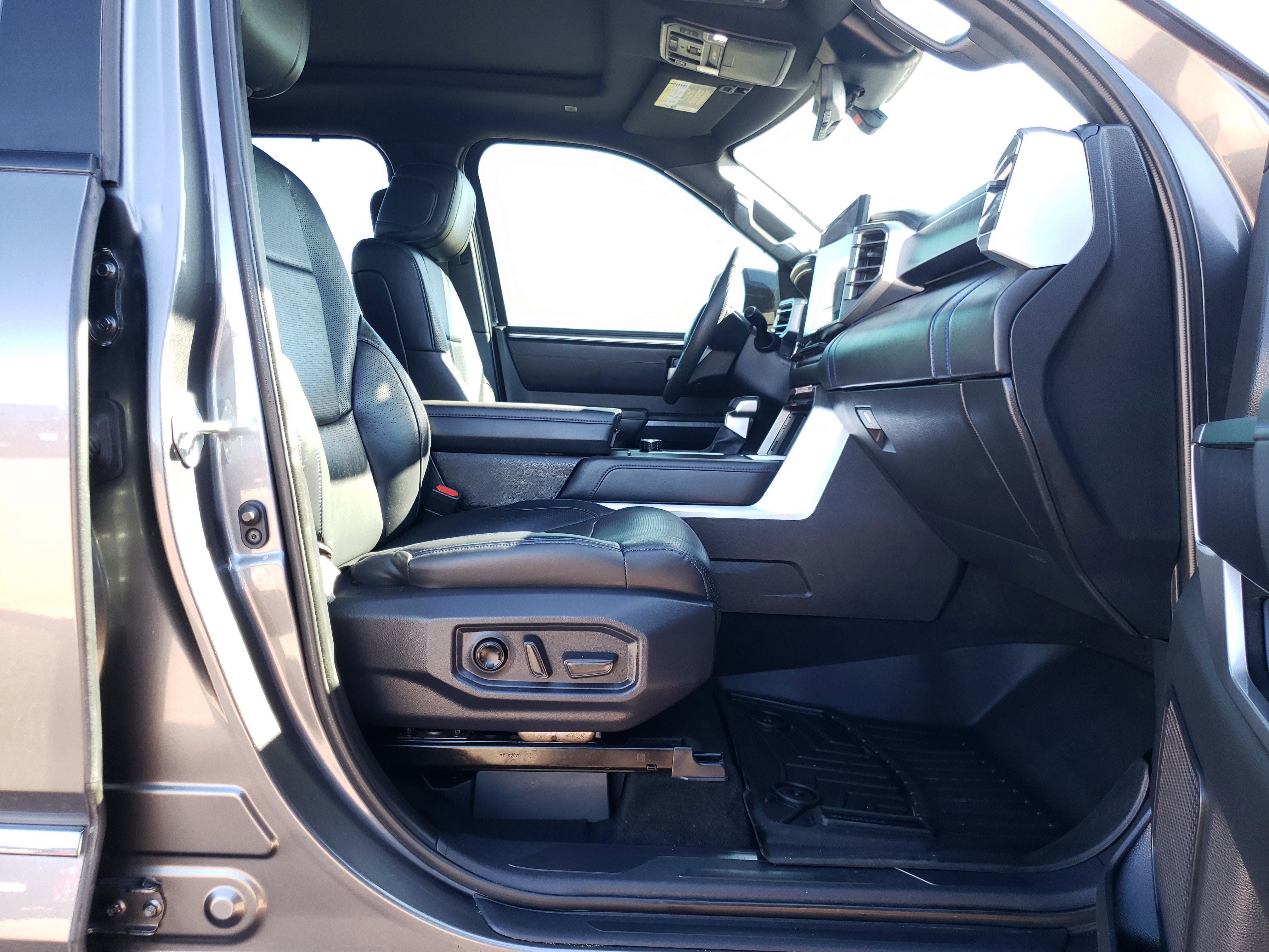 2025 Toyota Tundra 4WD Platinum