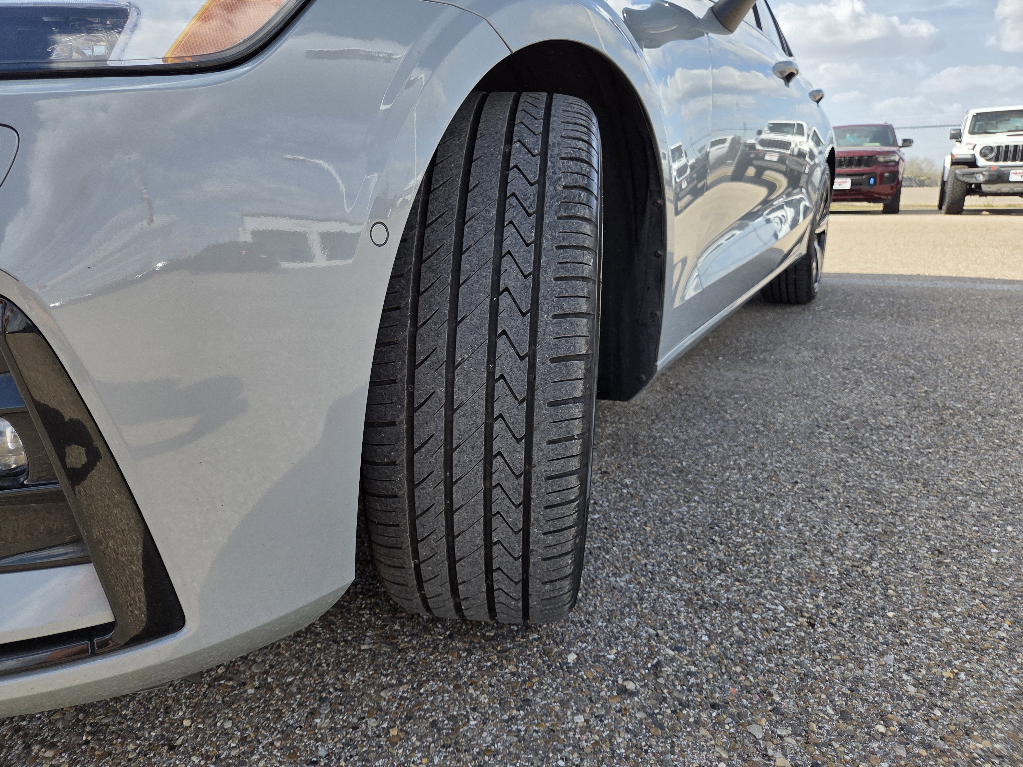 2024 Volvo S60 Plus Dark Theme