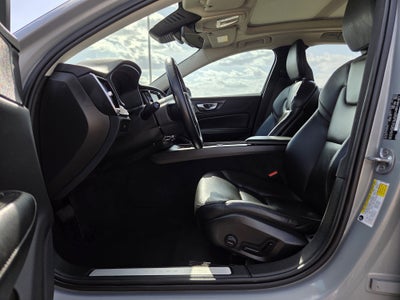 2024 Volvo S60 Plus Dark Theme