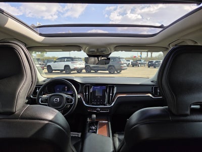 2024 Volvo S60 Plus Dark Theme