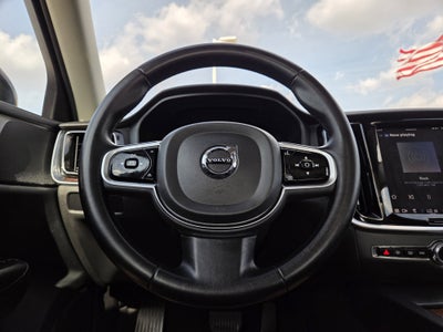 2024 Volvo S60 Plus Dark Theme