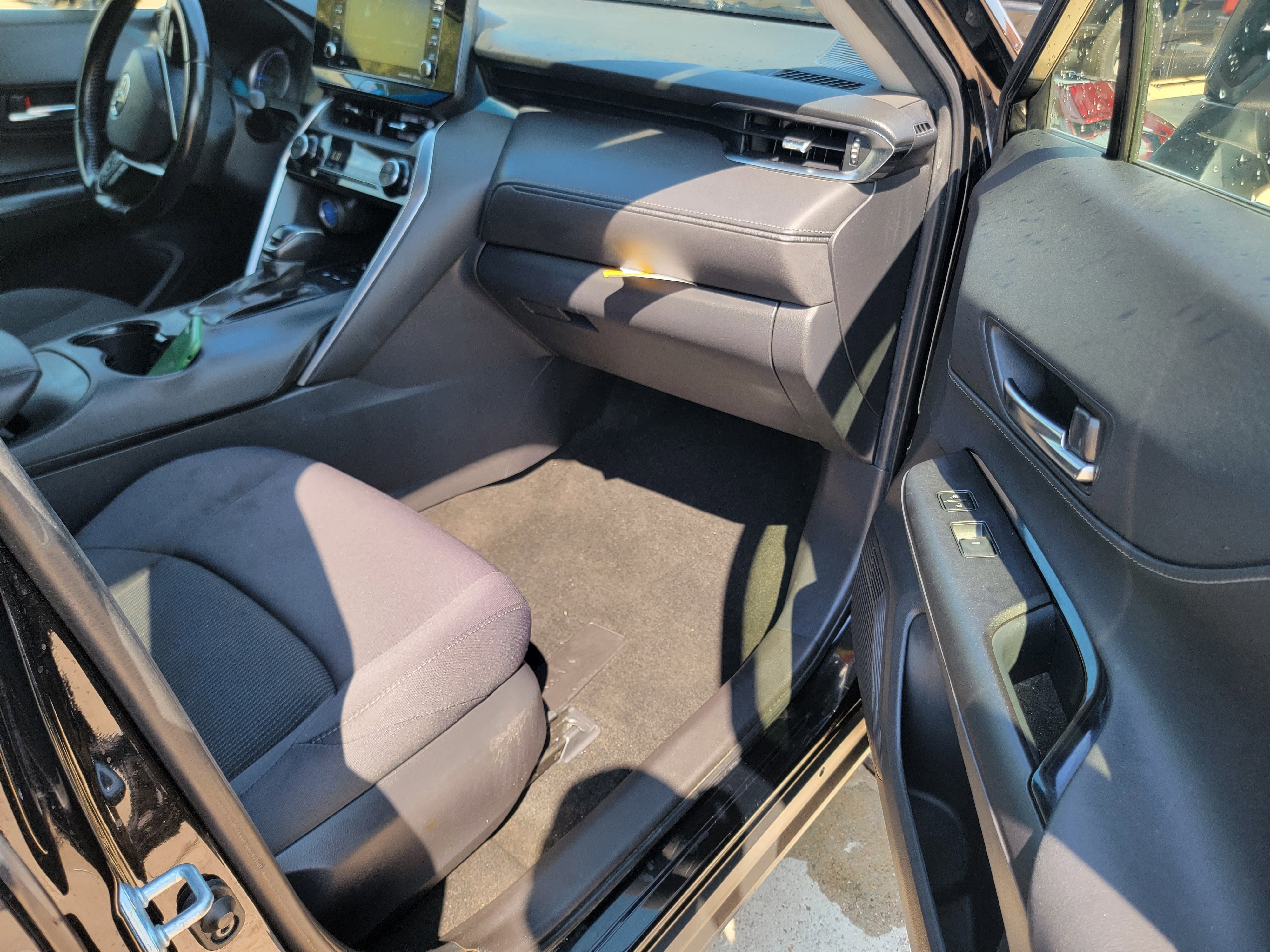 2022 Toyota Venza LE