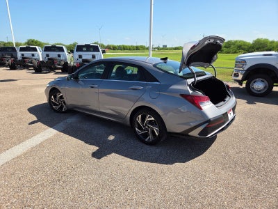 2024 Hyundai Elantra Limited