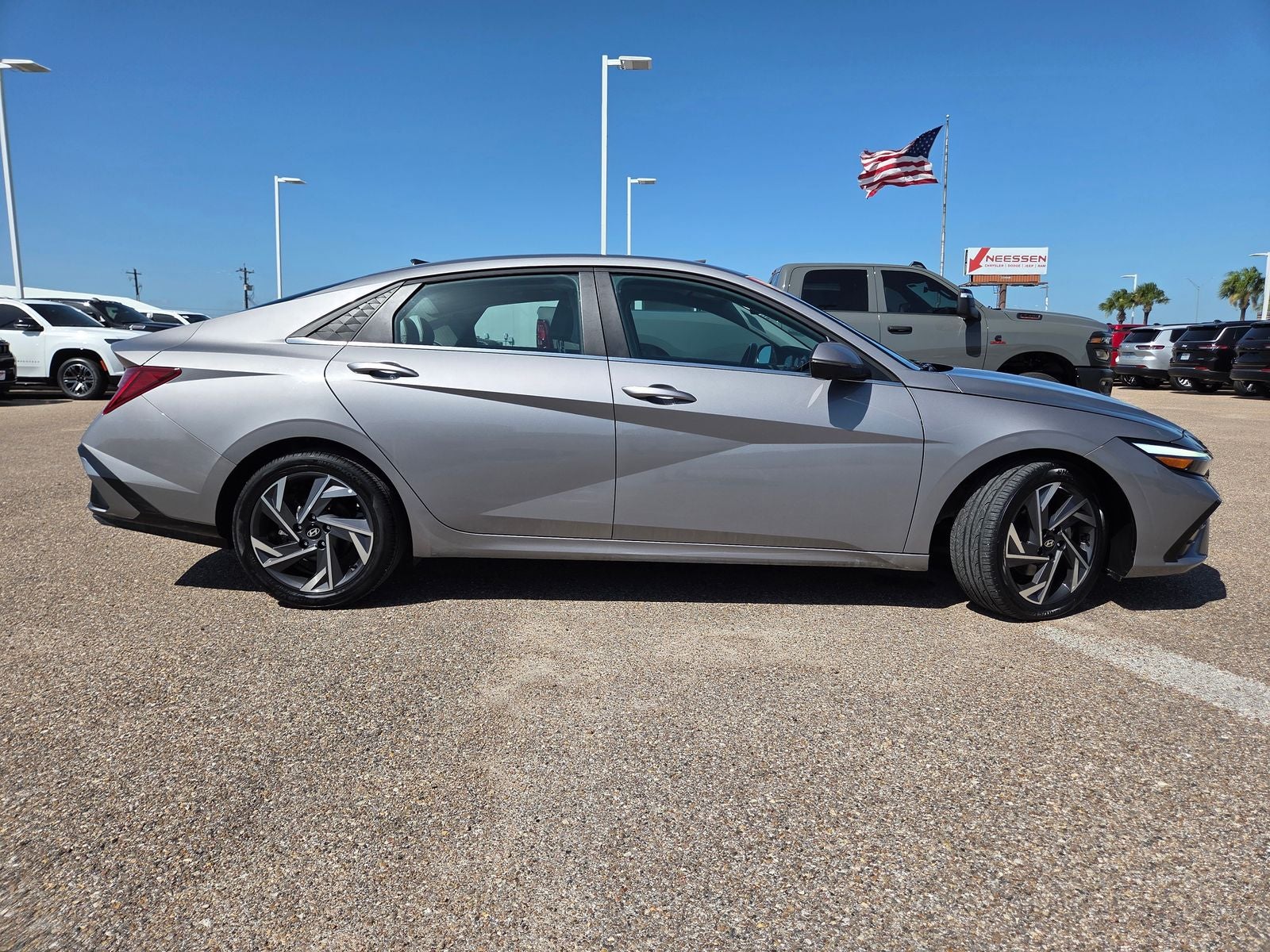 2024 Hyundai Elantra Limited