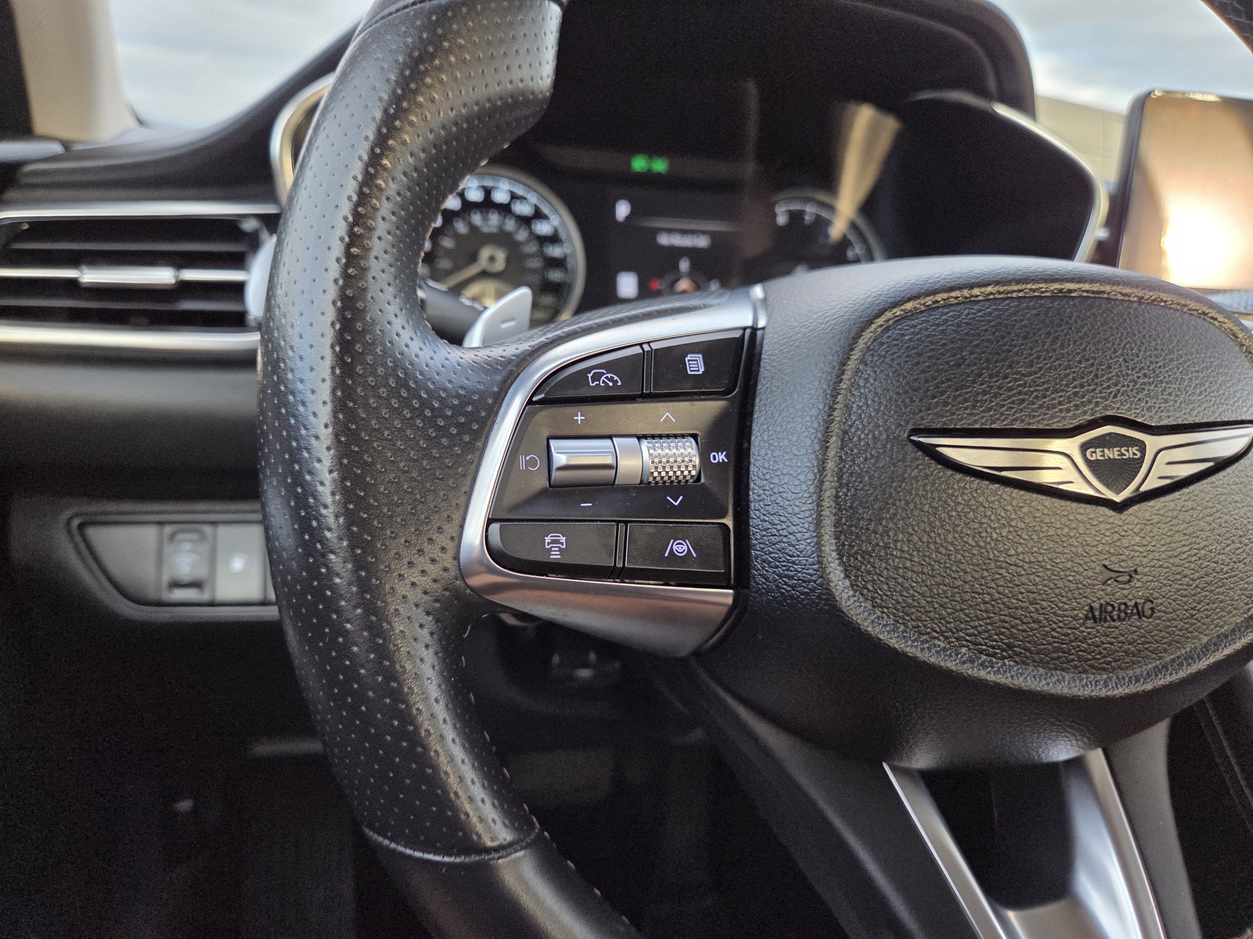 2025 Genesis G70 2.5T