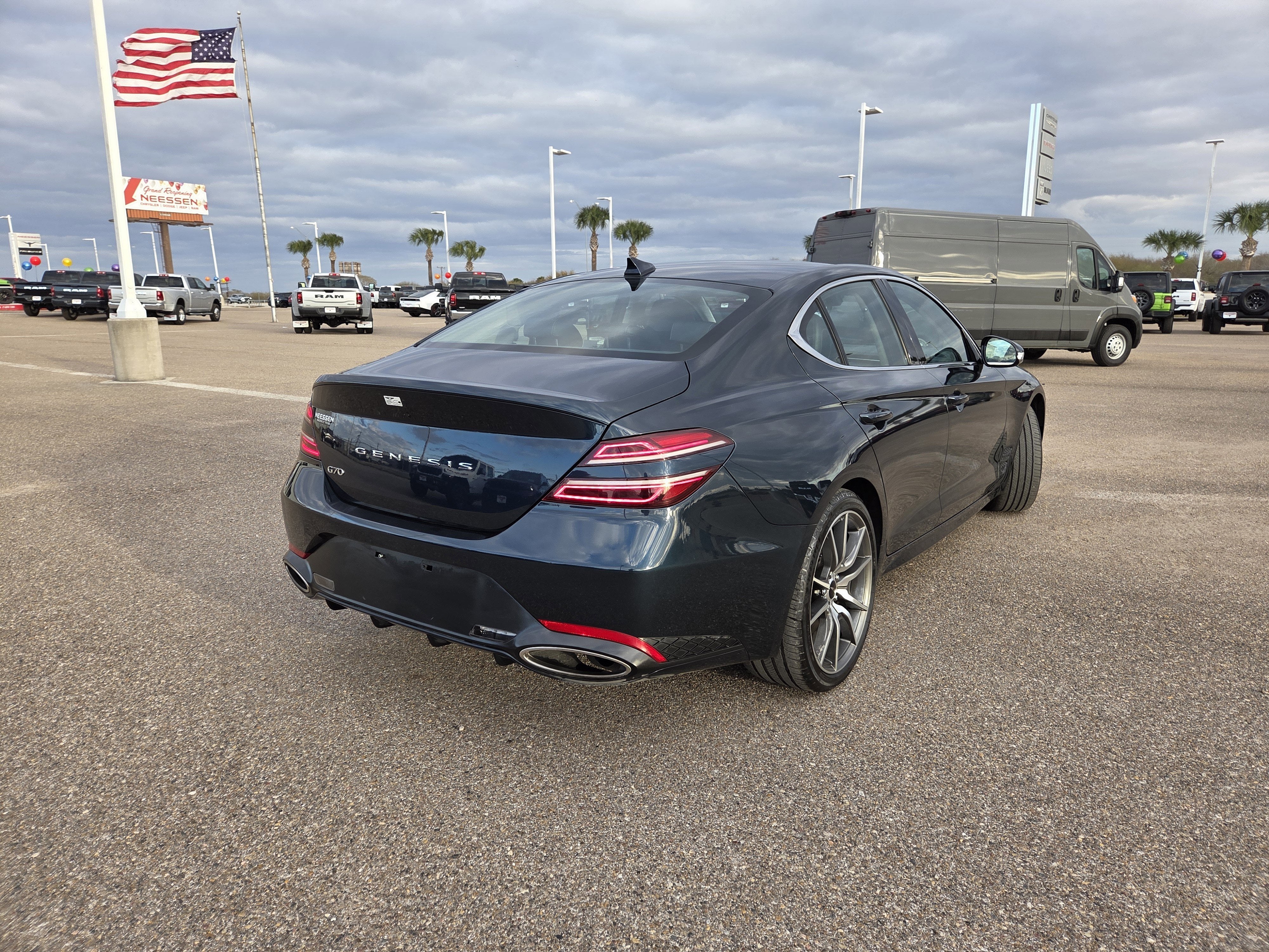 2025 Genesis G70 2.5T