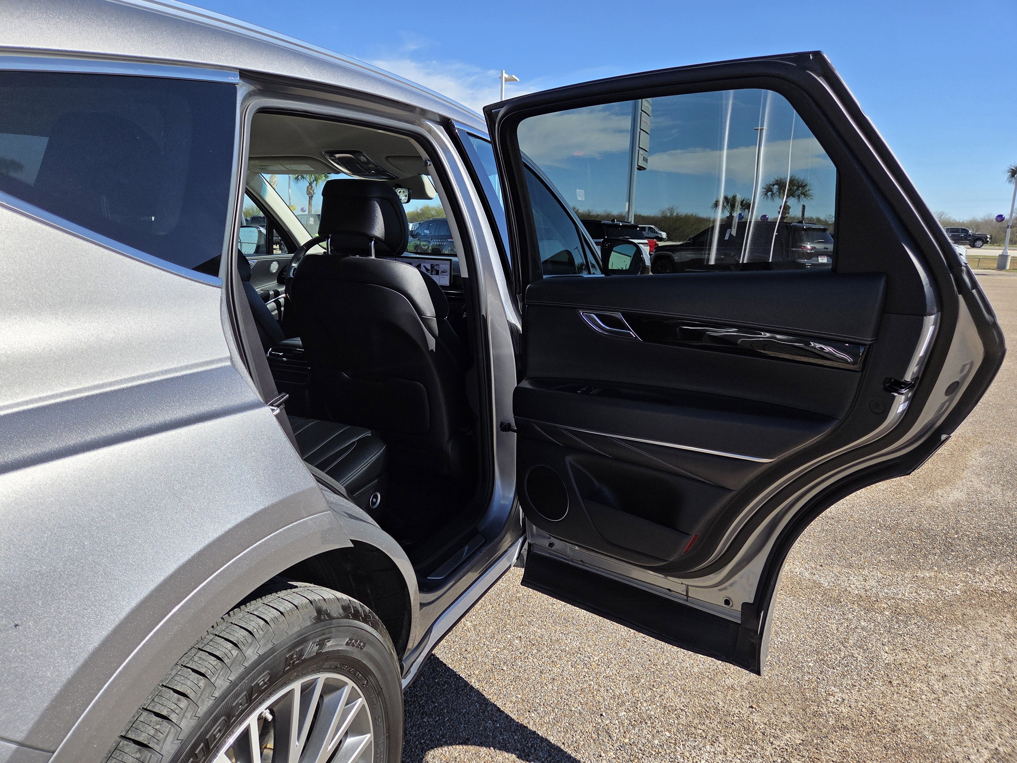 2025 Genesis GV80 Standard