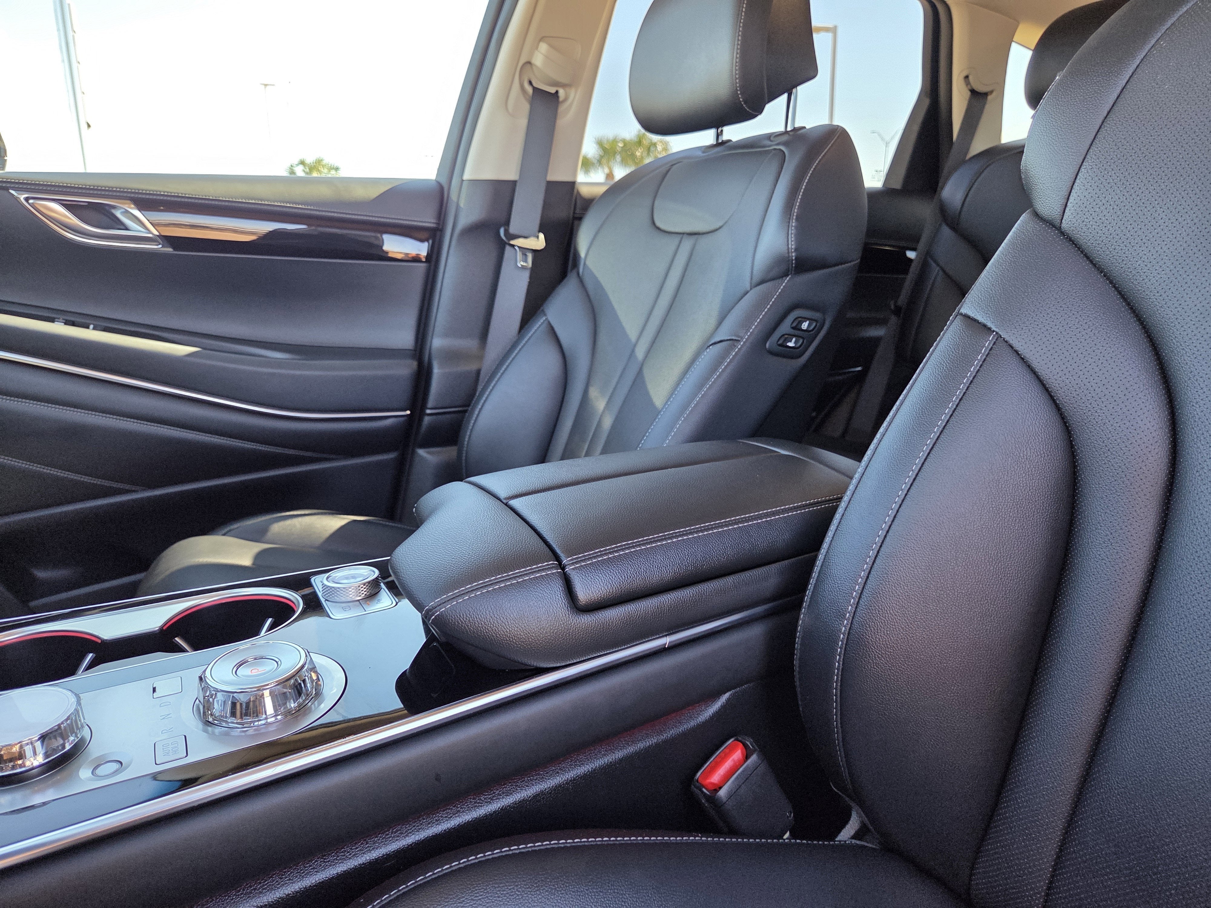 2025 Genesis GV80 Standard