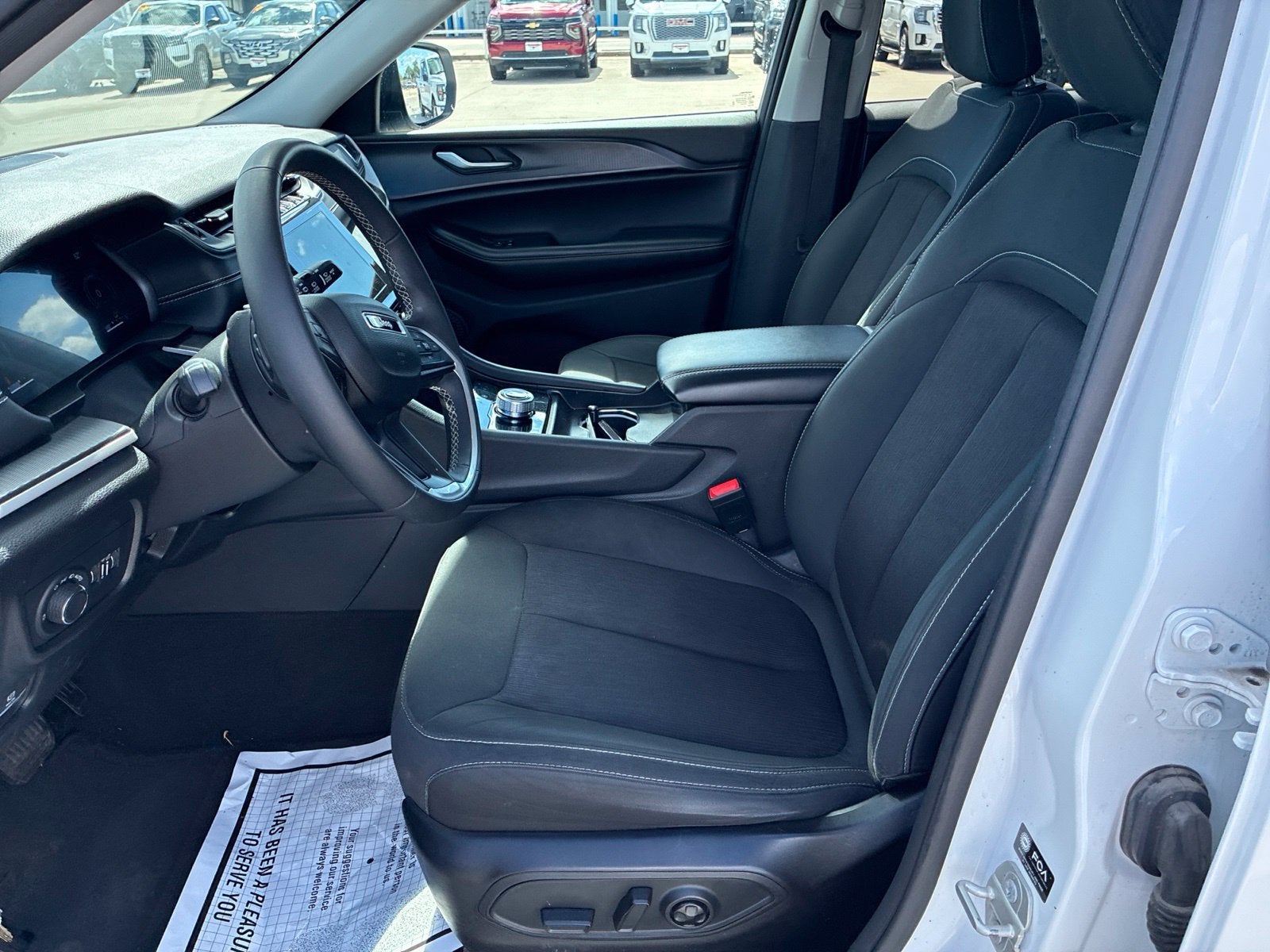 2024 Jeep Grand Cherokee Laredo X