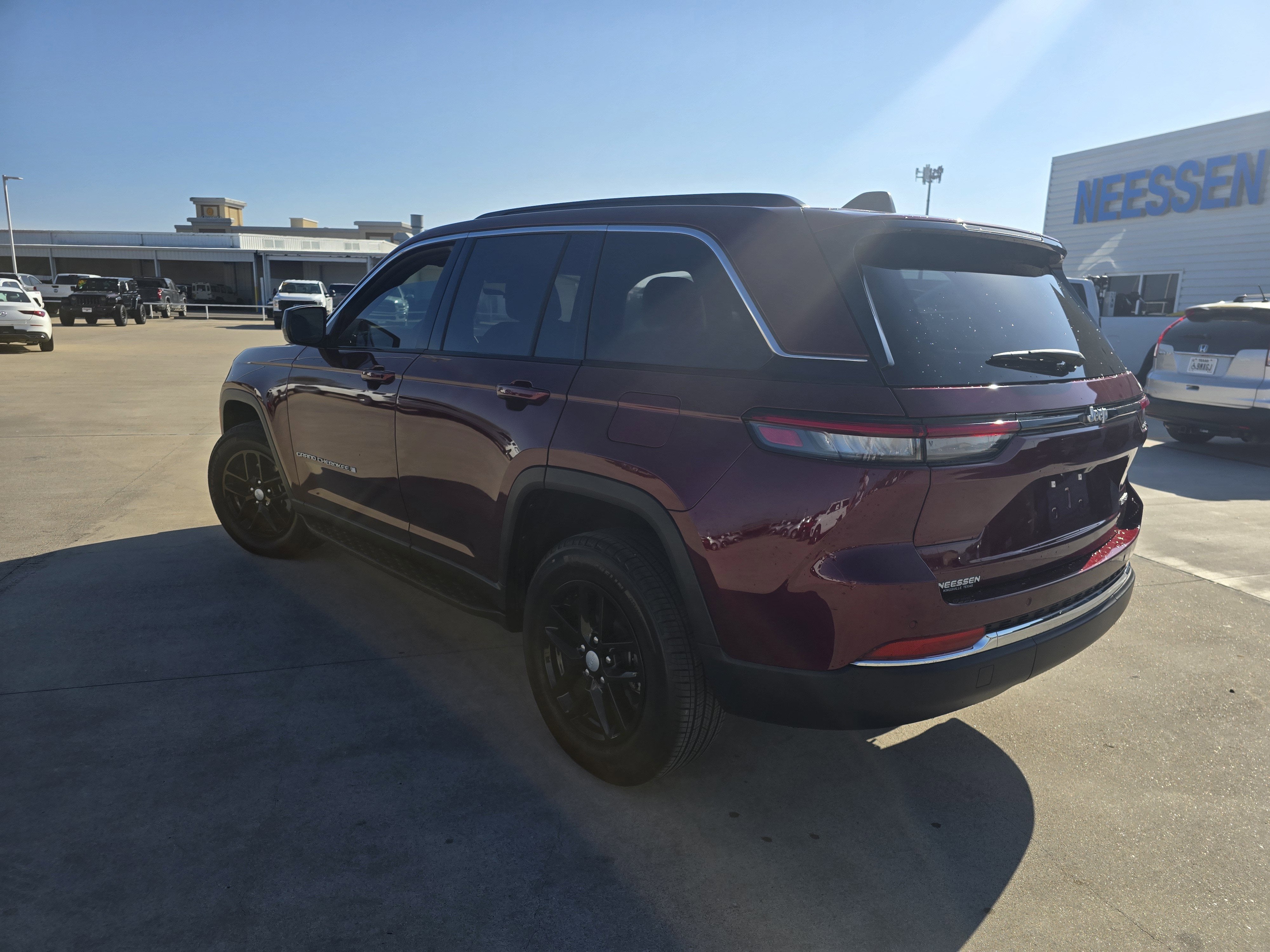 2025 Jeep Grand Cherokee Laredo X