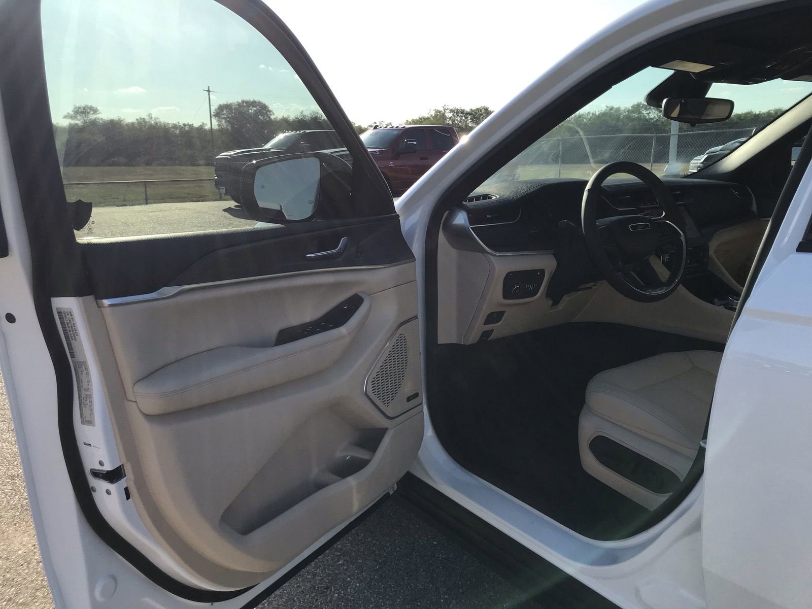 2025 Jeep Grand Cherokee 4xe 4DR 4WD