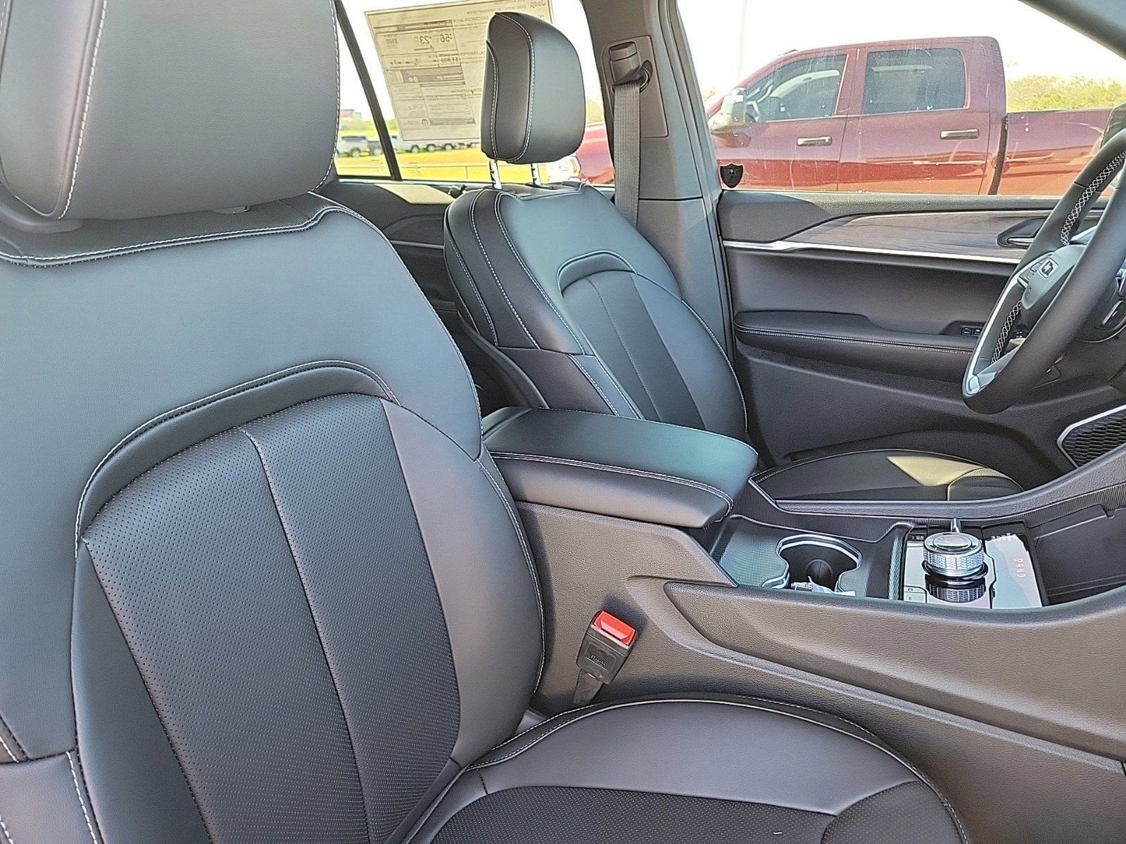 2025 Jeep Grand Cherokee 4xe Anniversary Edition