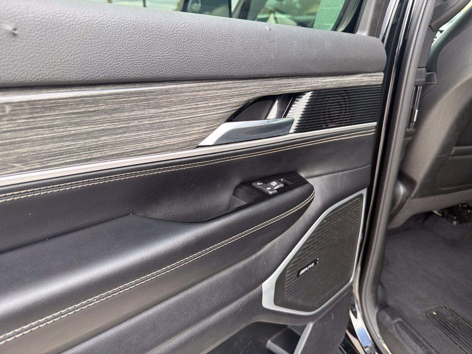 2022 Jeep Wagoneer Series II