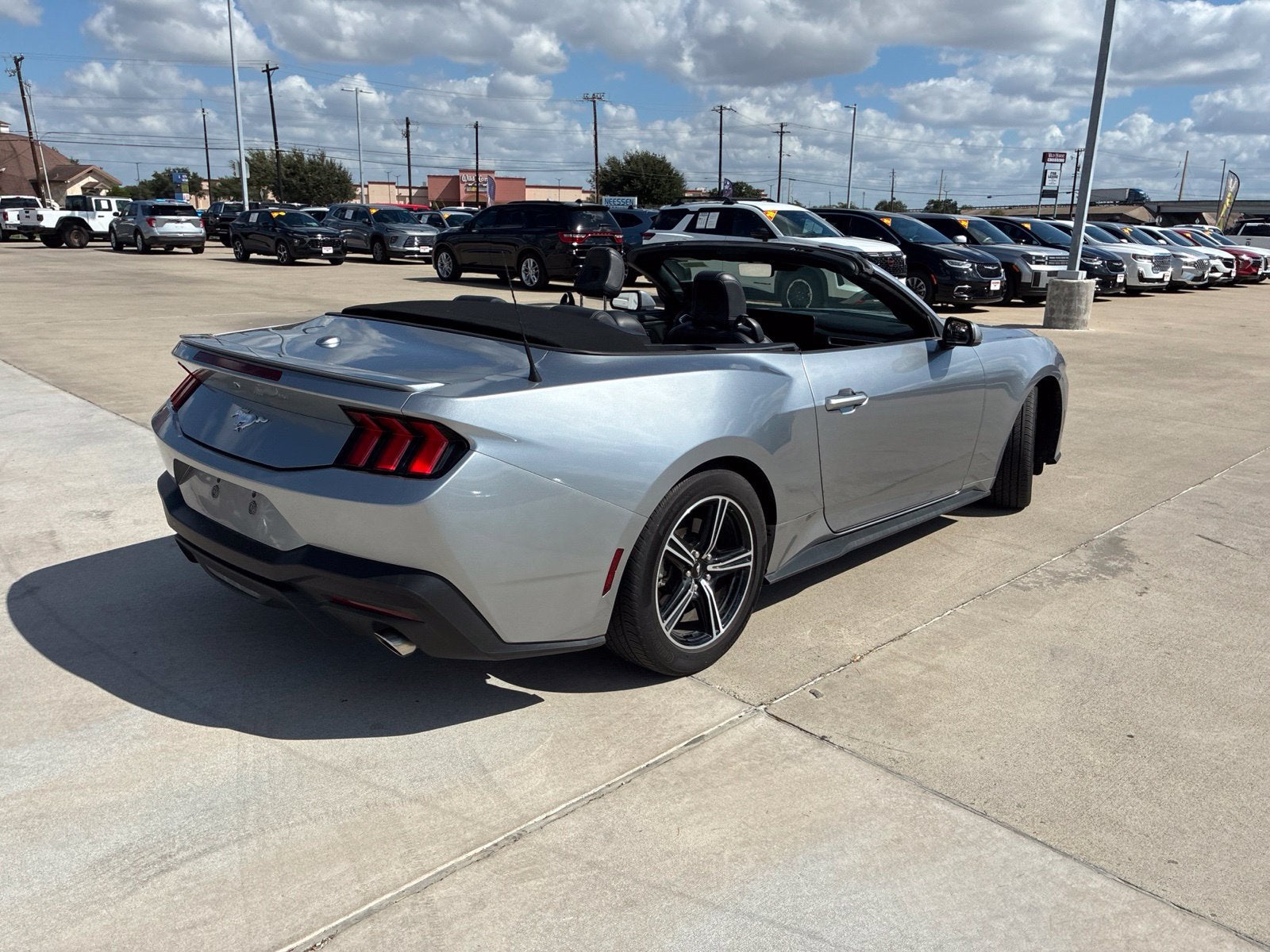 2025 Ford Mustang EcoBoost
