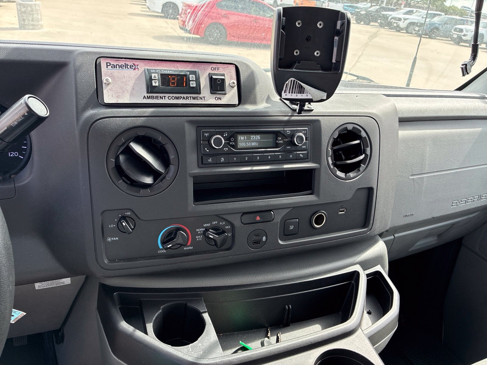 2023 Ford E-Series Cutaway Base
