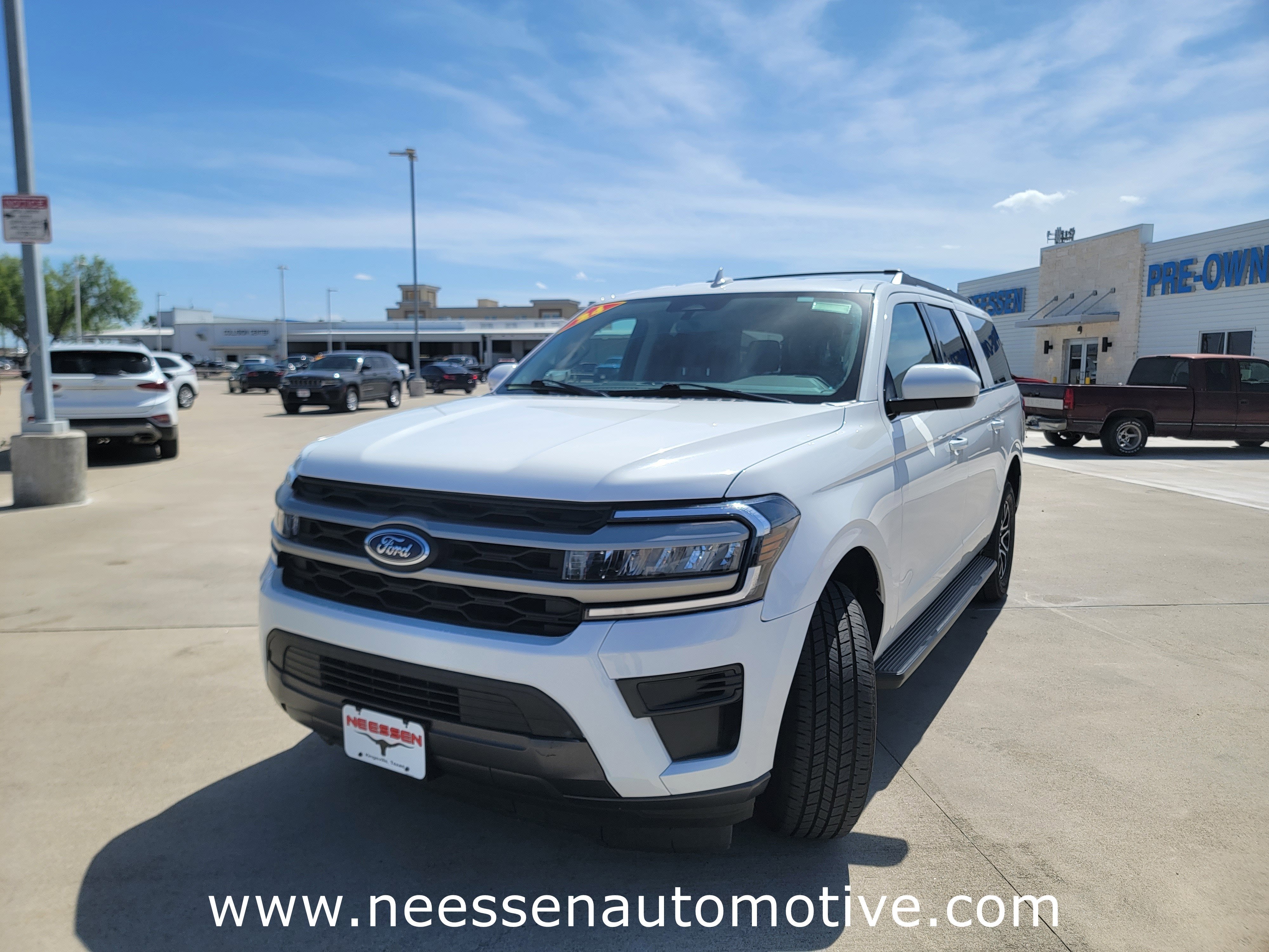 2024 Ford Expedition Max XLT