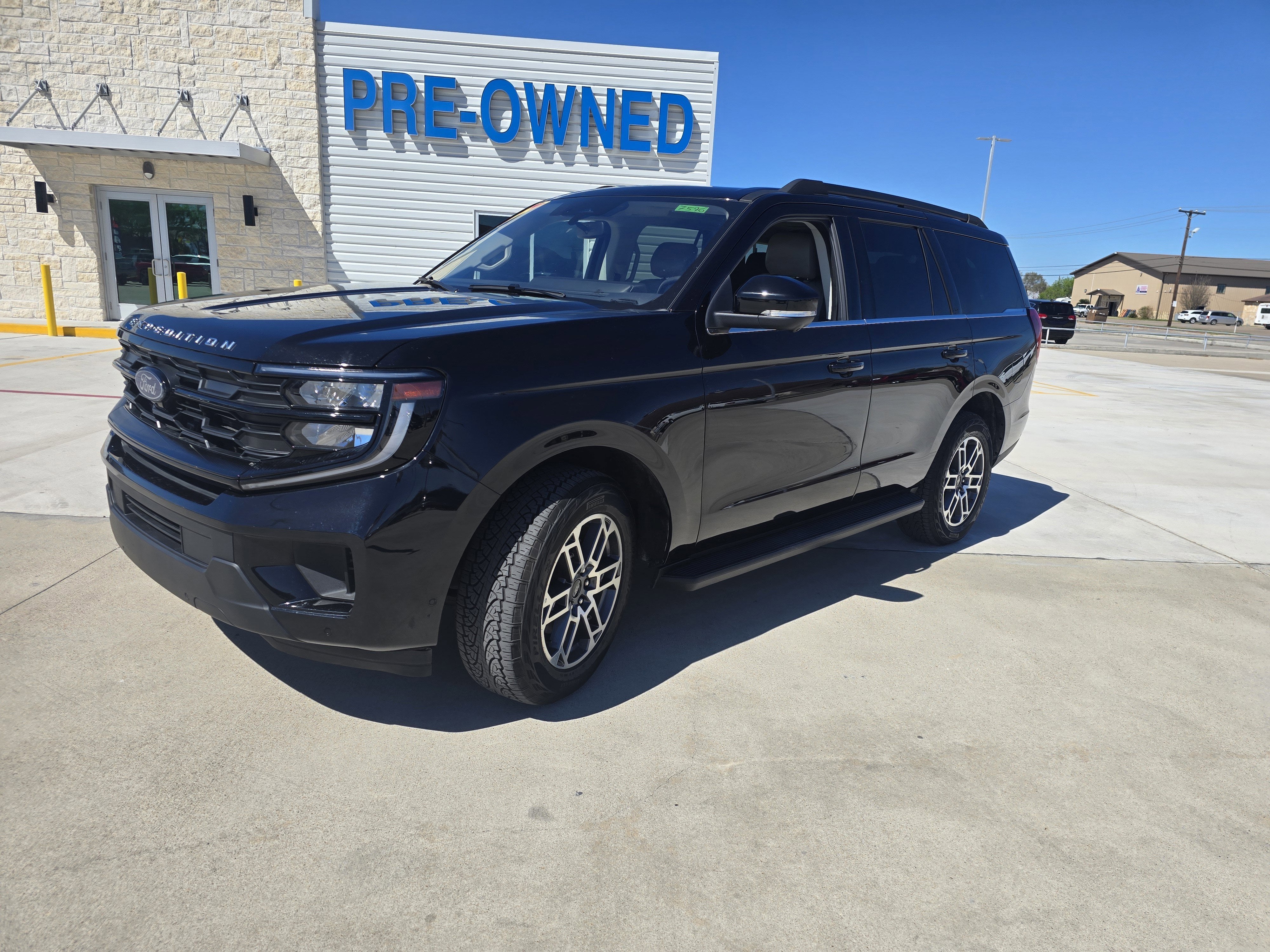 2025 Ford Expedition Active