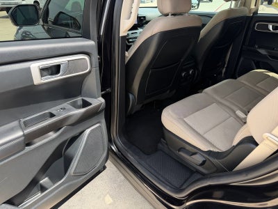 2020 Ford Explorer Base