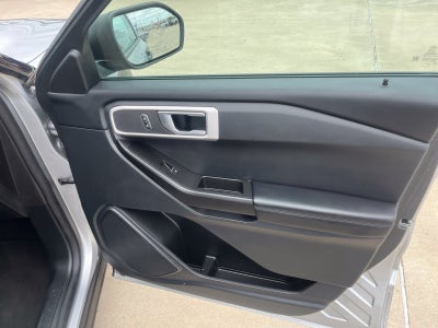 2021 Ford Explorer Base