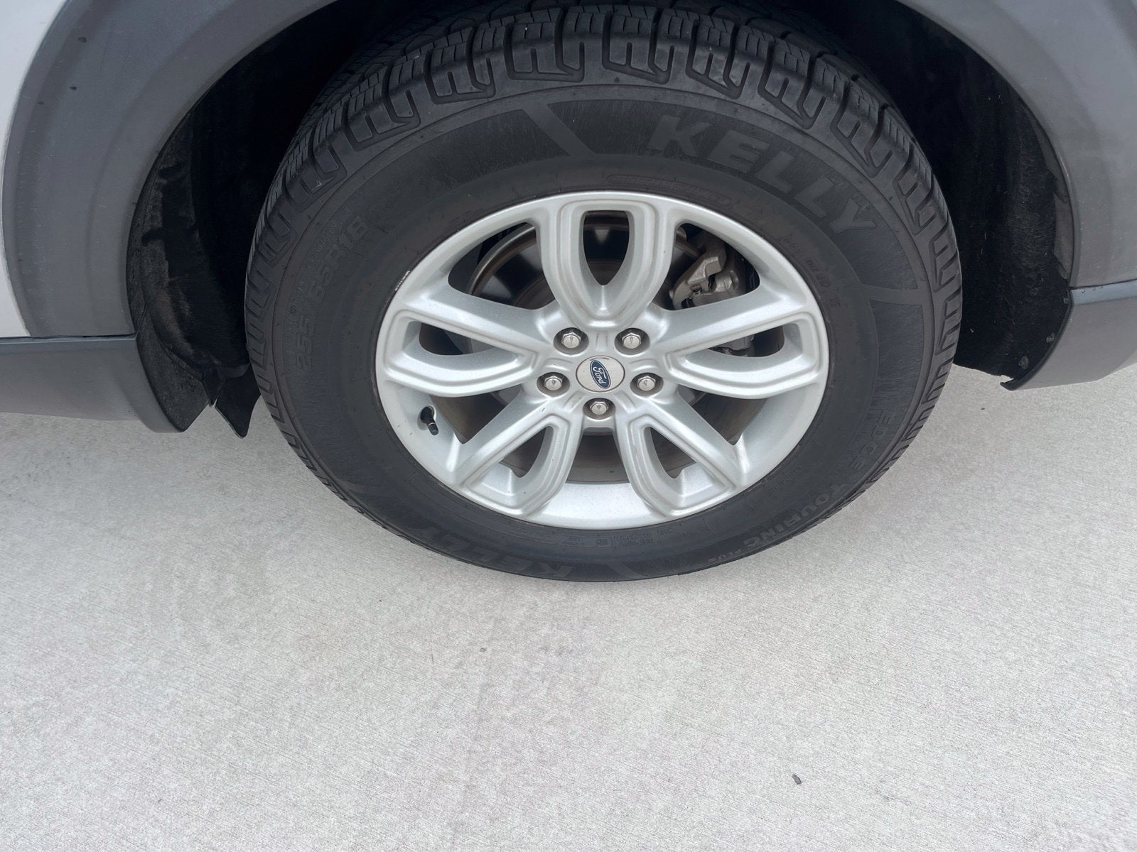 2021 Ford Explorer Base