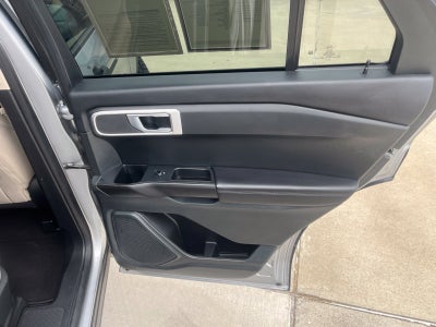 2021 Ford Explorer Base