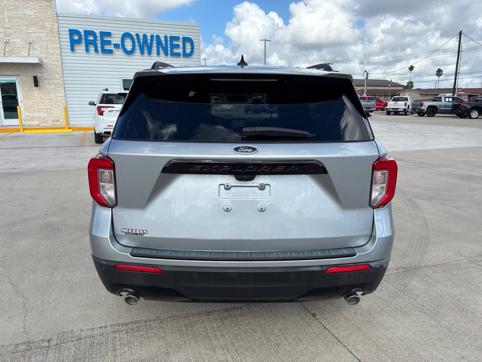 2022 Ford Explorer ST-Line
