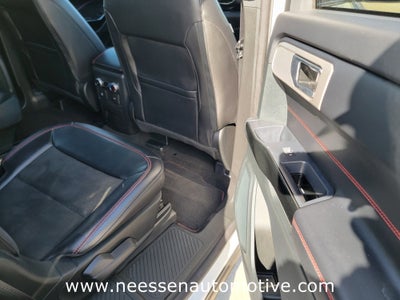 2024 Ford Explorer ST-Line