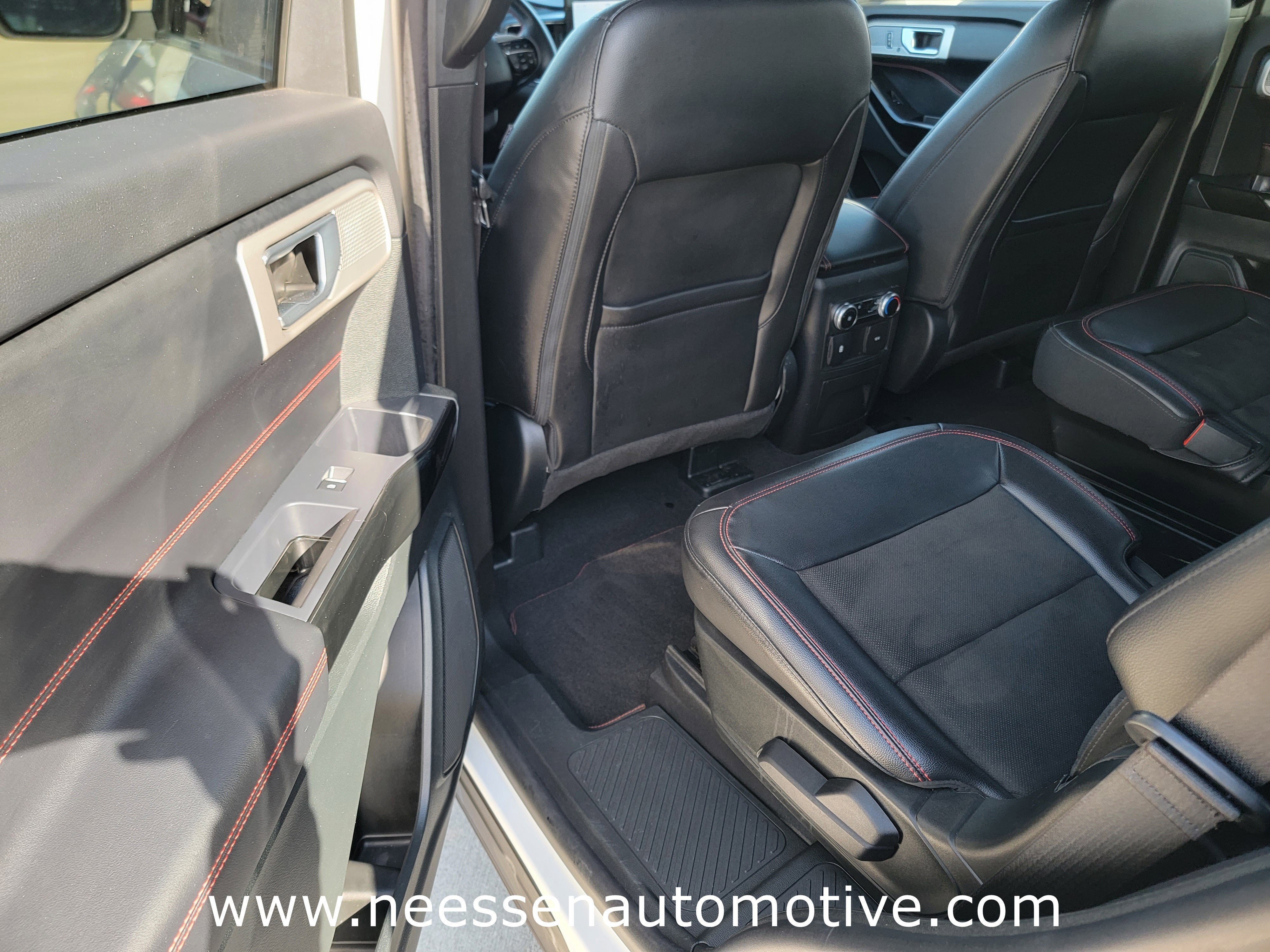 2024 Ford Explorer ST-Line