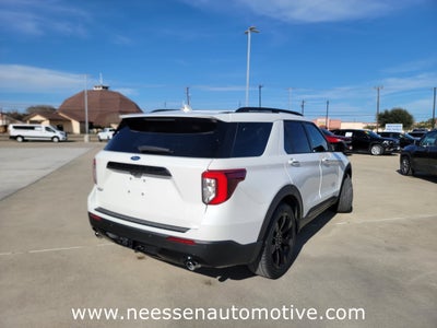 2024 Ford Explorer ST-Line