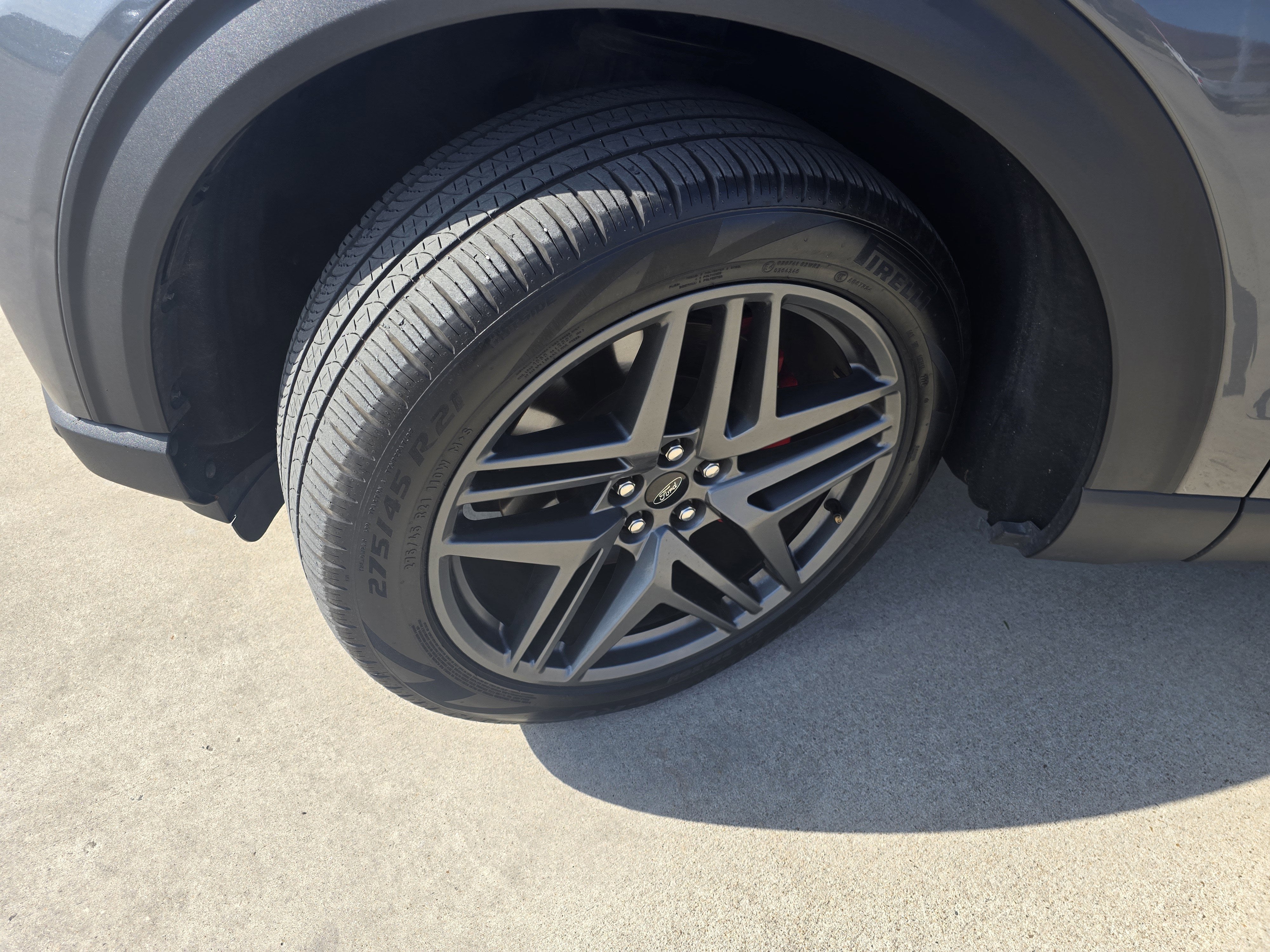 2025 Ford Explorer ST