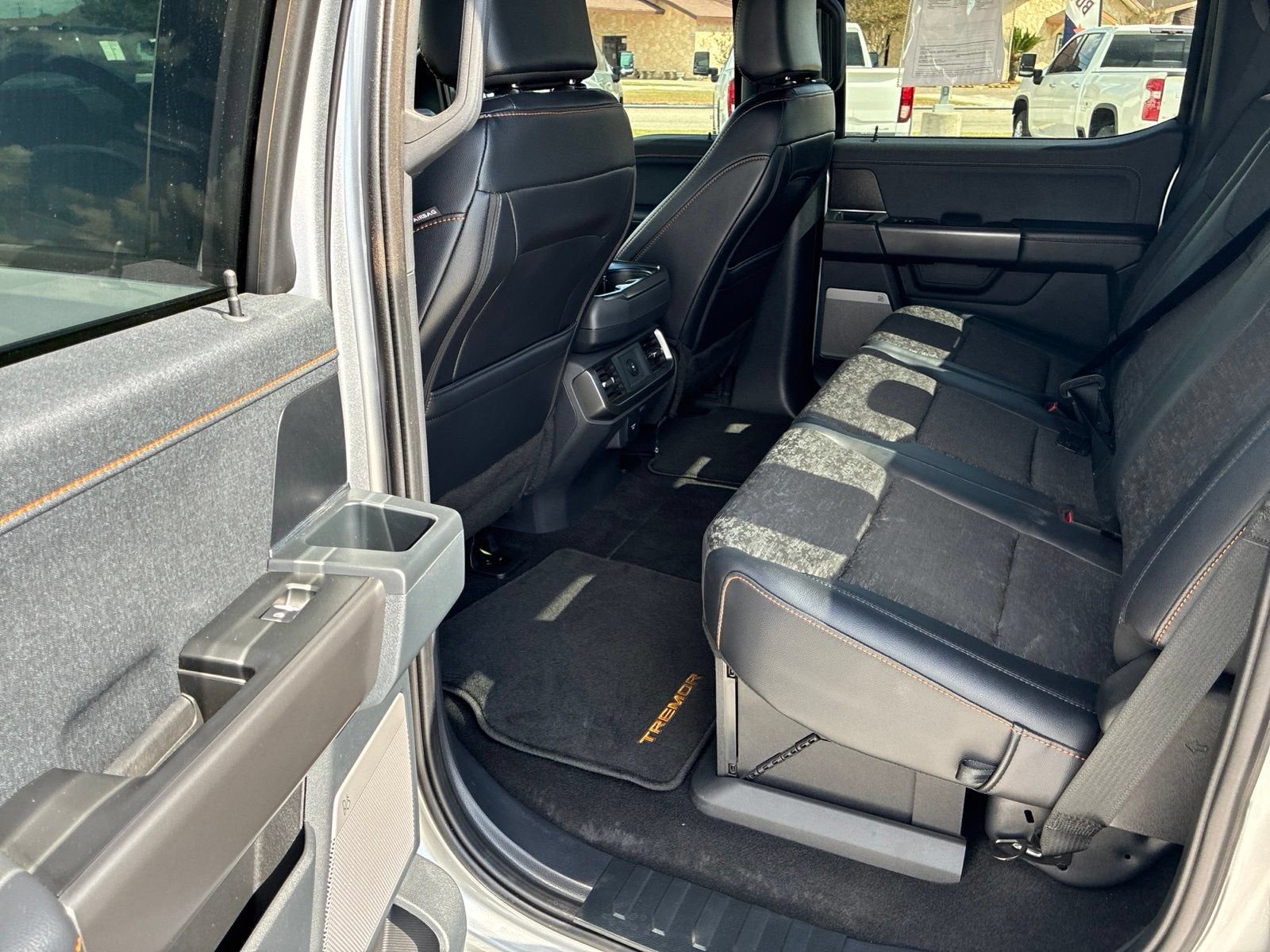2025 Ford F-150 Tremor - Photo 17