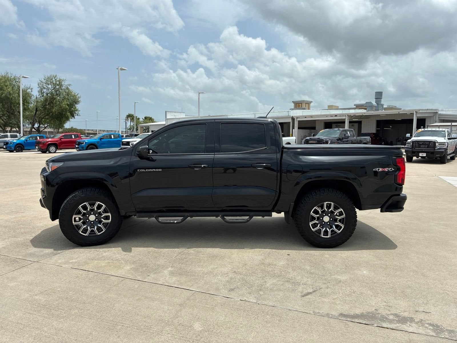 2023 Chevrolet Colorado LT