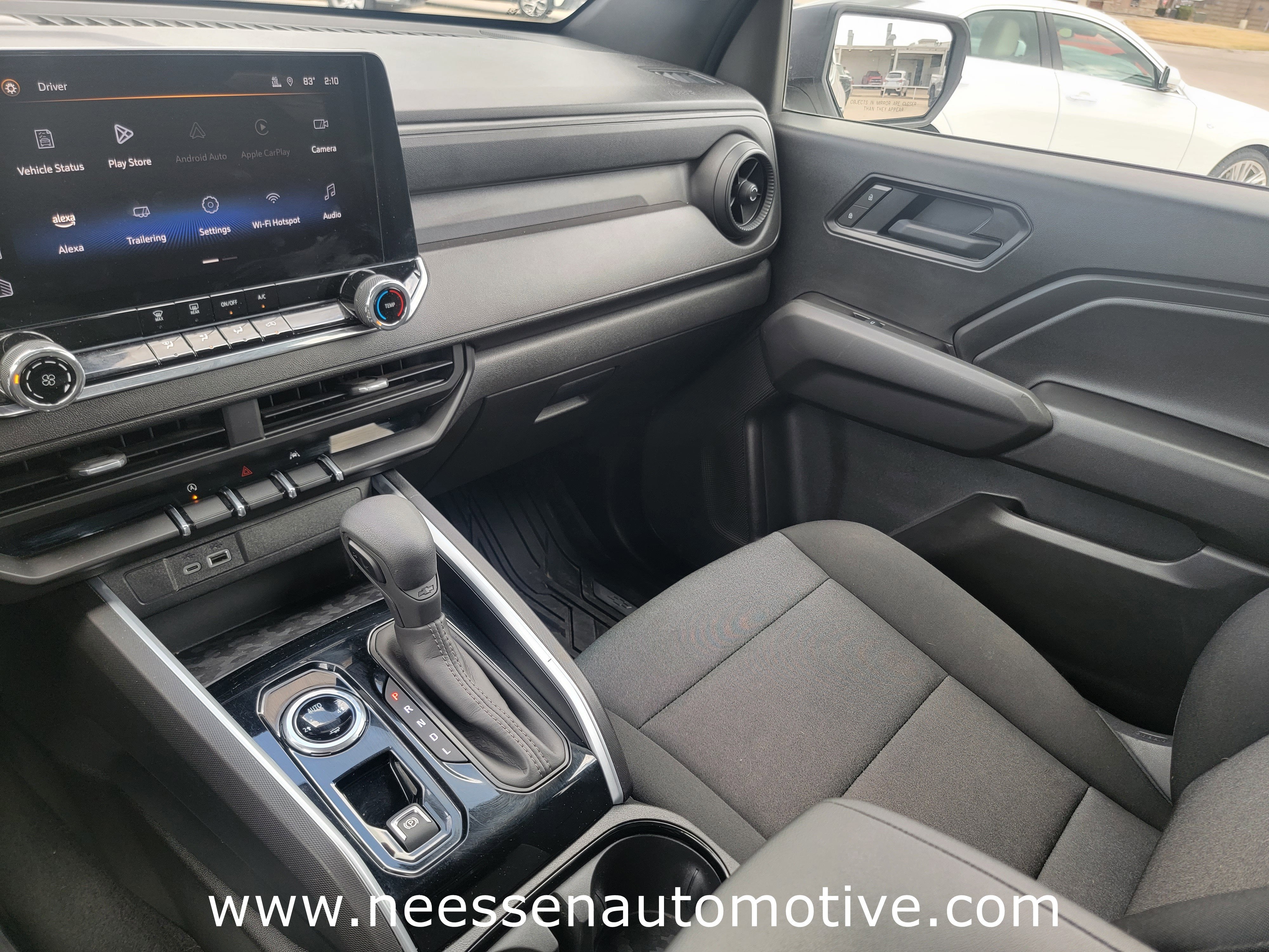 2025 Chevrolet Colorado WT/LT