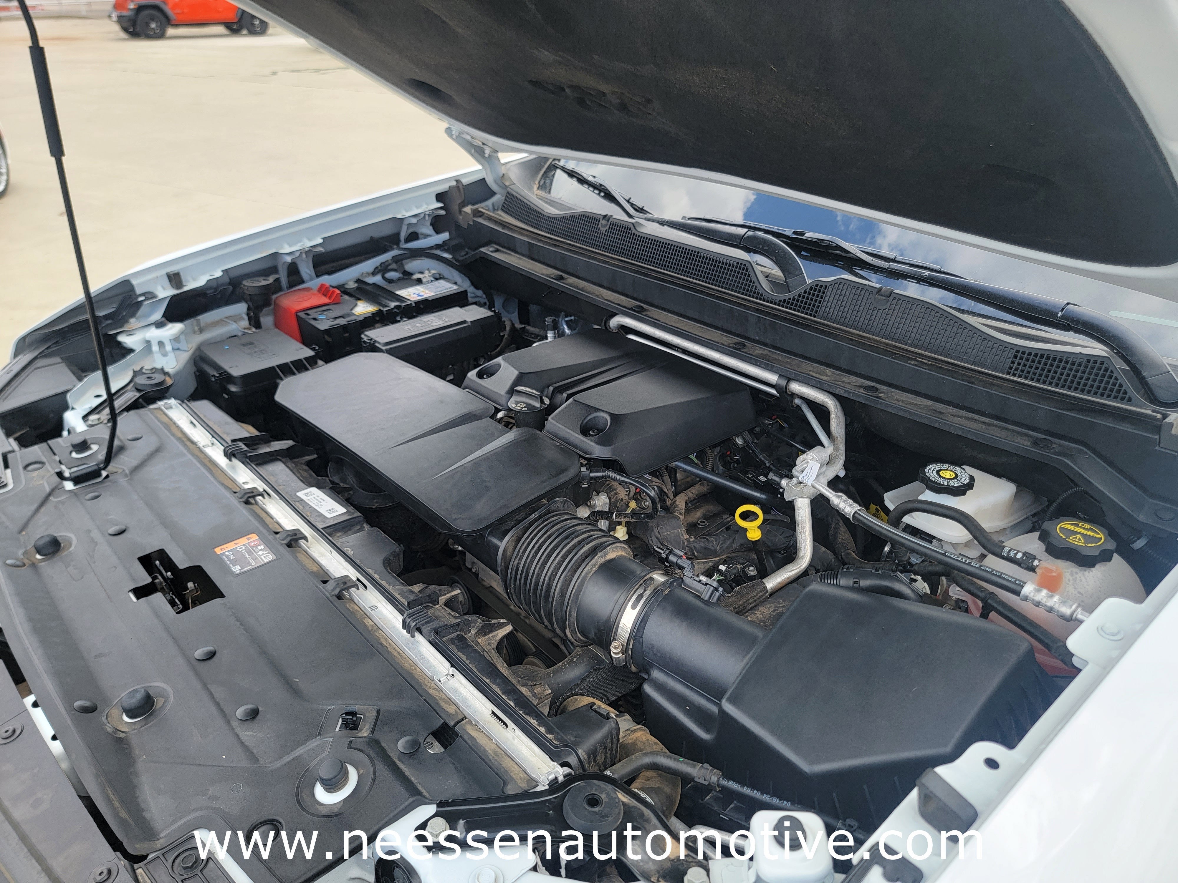 2025 Chevrolet Colorado WT/LT