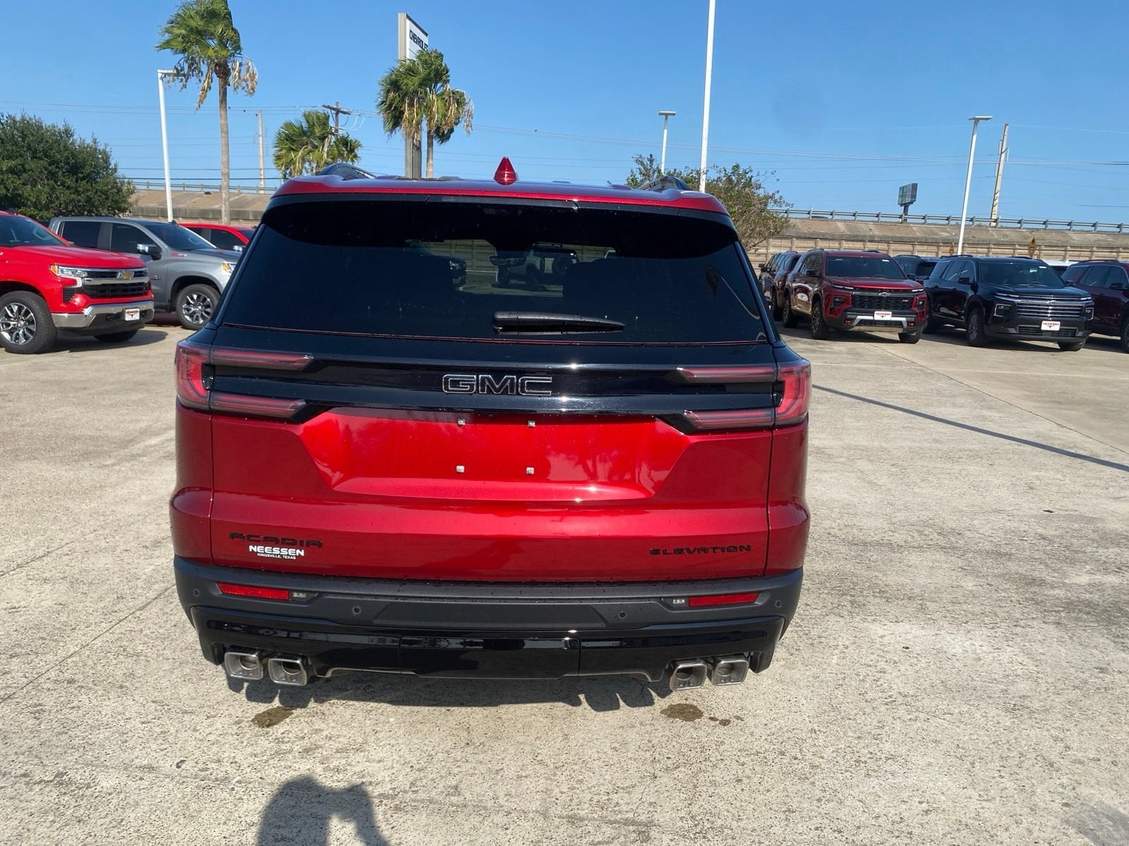 2026 GMC Acadia Elevation