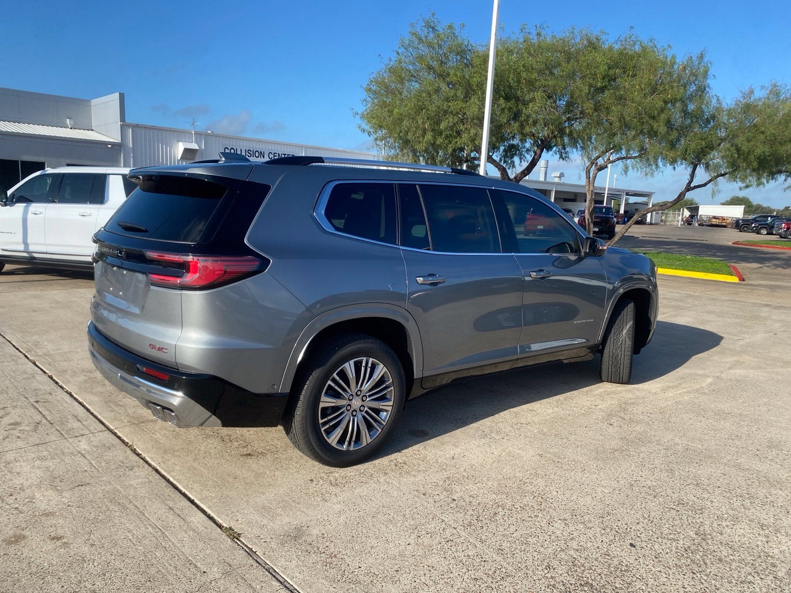 2027 GMC Acadia Denali