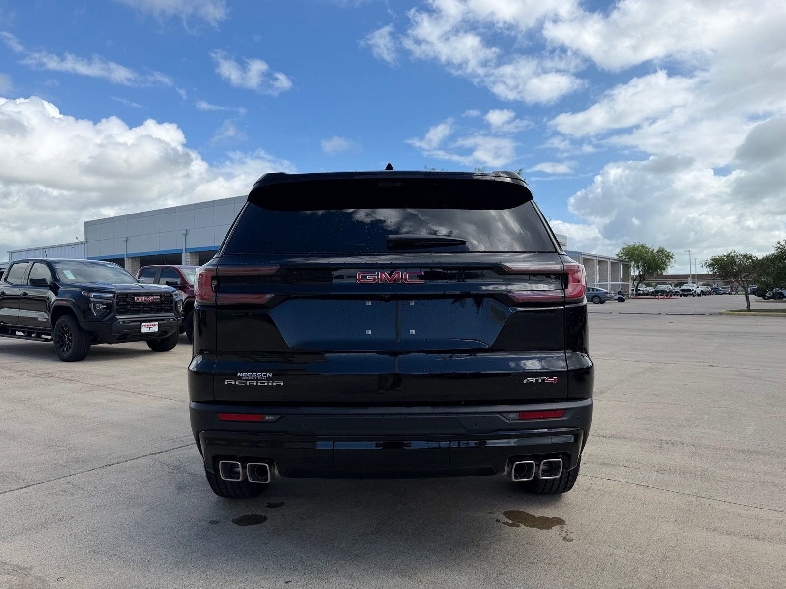 2026 GMC Acadia AT4