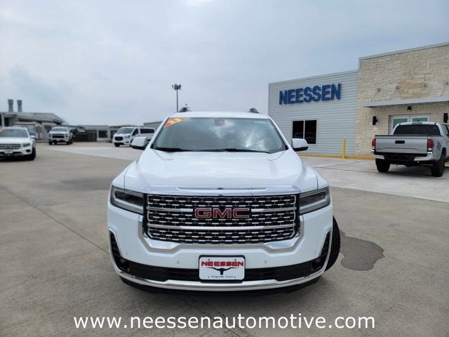 2023 GMC Acadia Denali