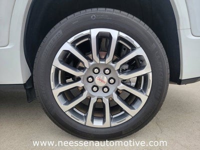 2023 GMC Acadia Denali
