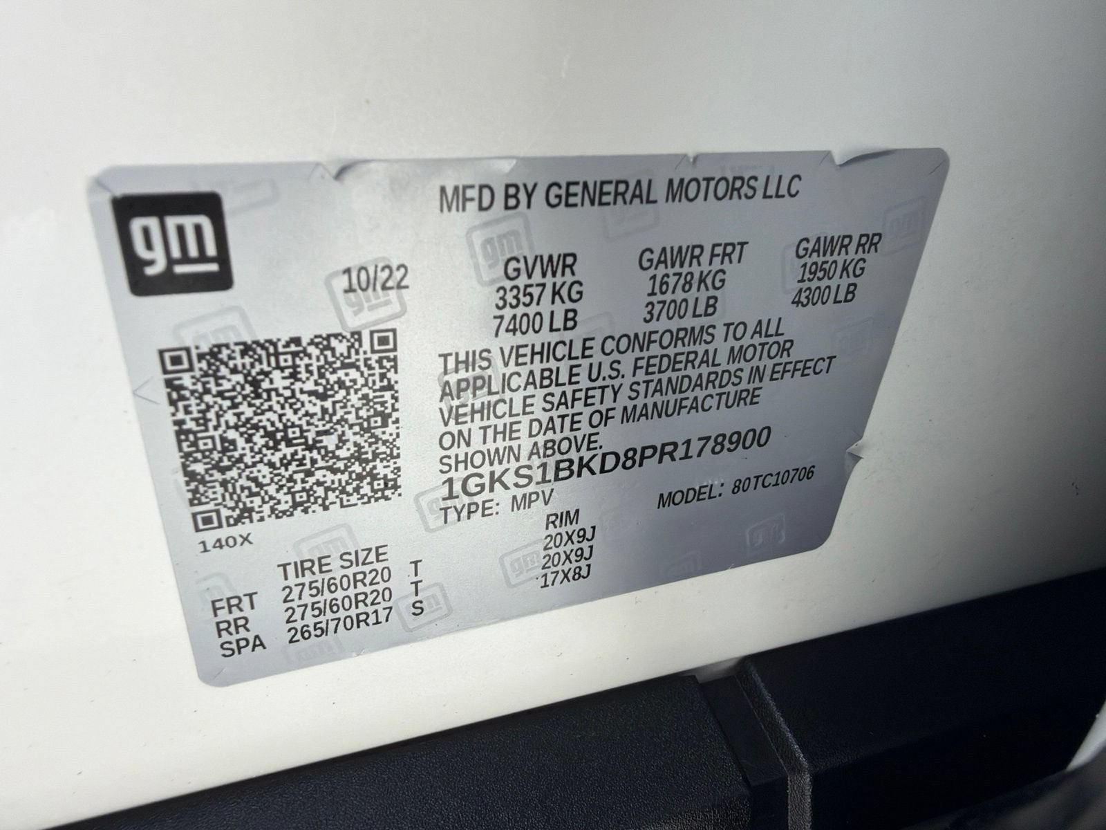 2023 GMC Yukon SLT