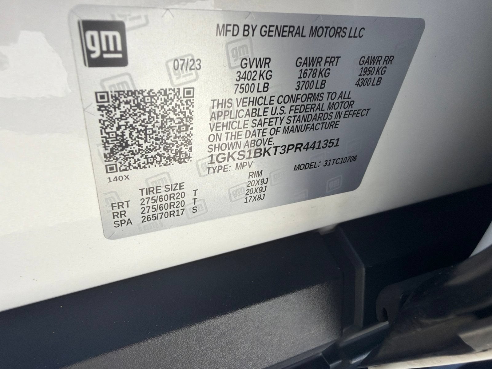 2023 GMC Yukon SLT
