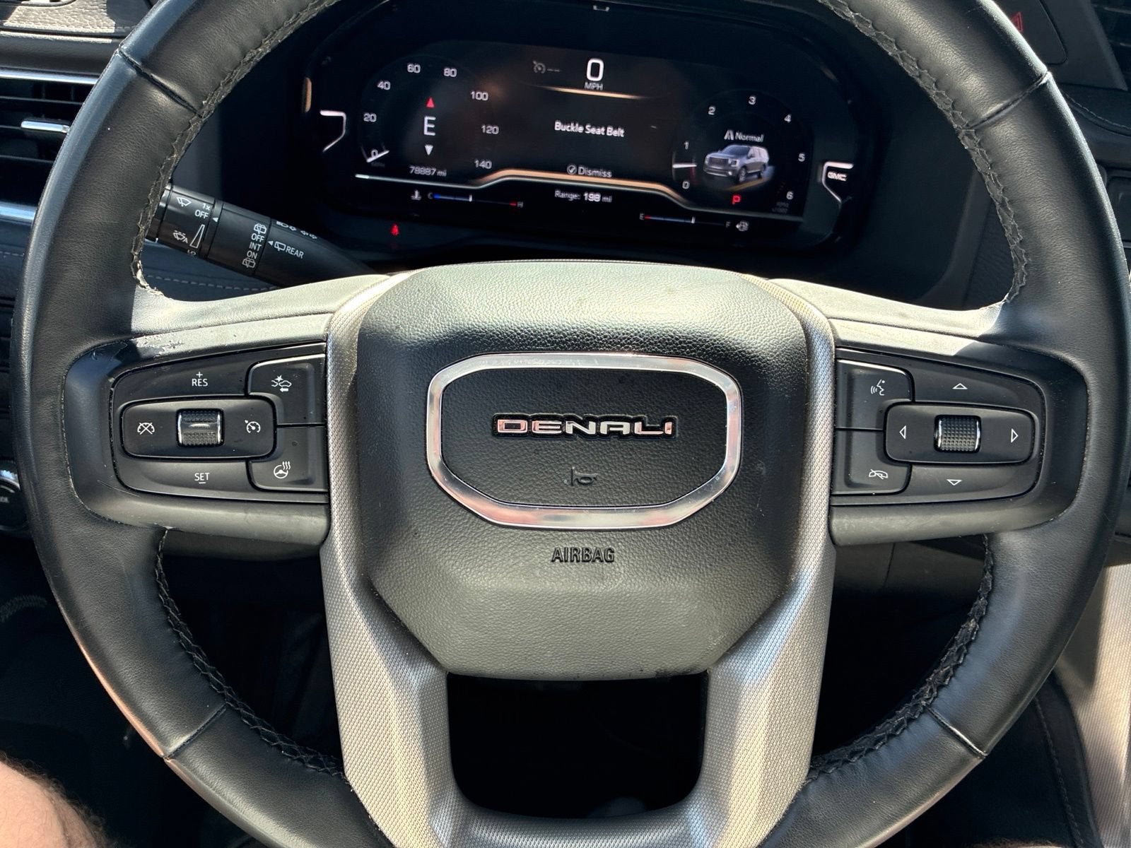 2023 GMC Yukon Denali