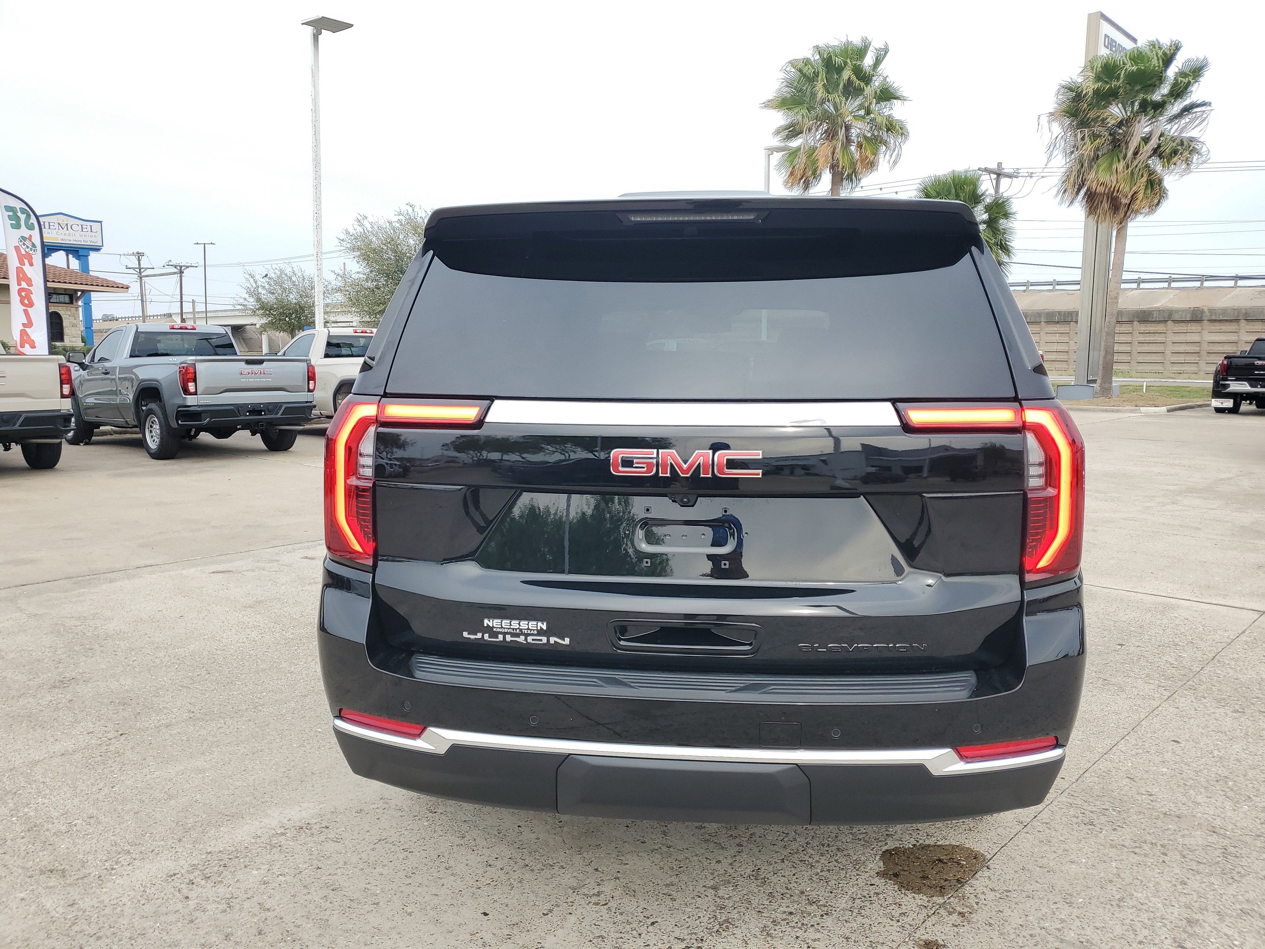 2026 GMC Yukon XL Elevation