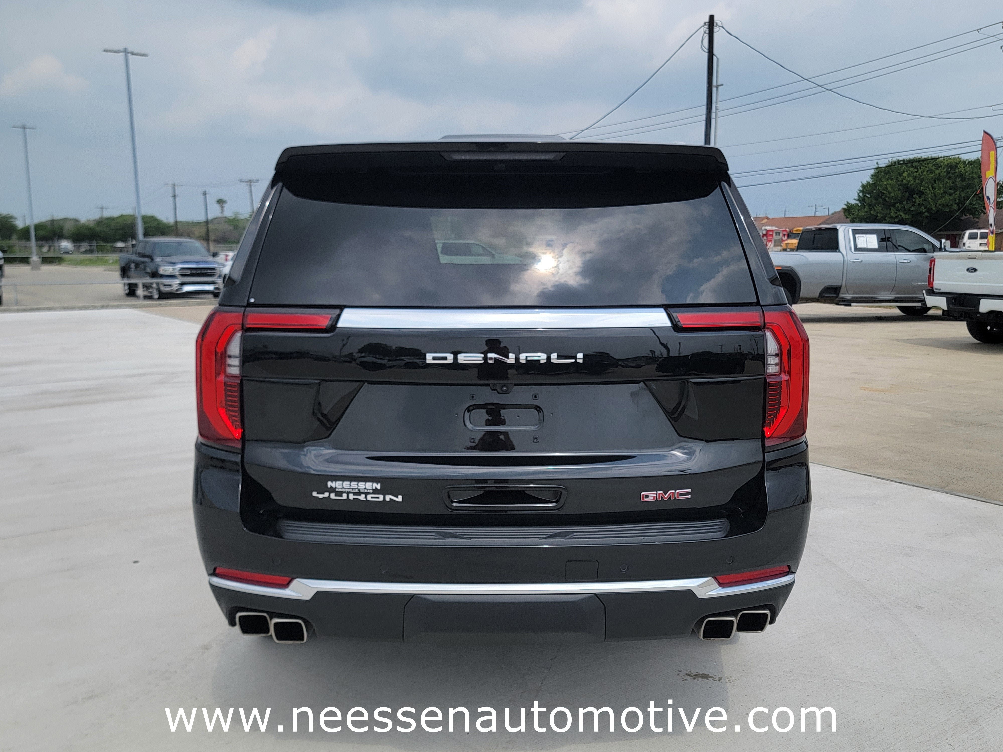 2025 GMC Yukon Denali