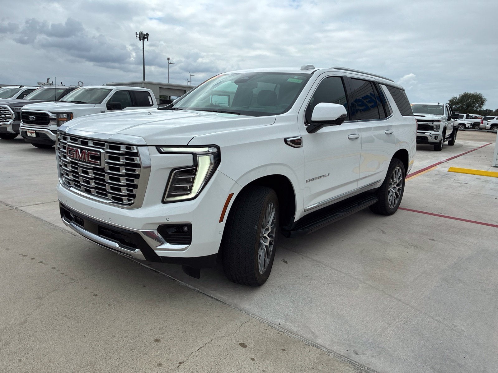 2025 GMC Yukon Denali