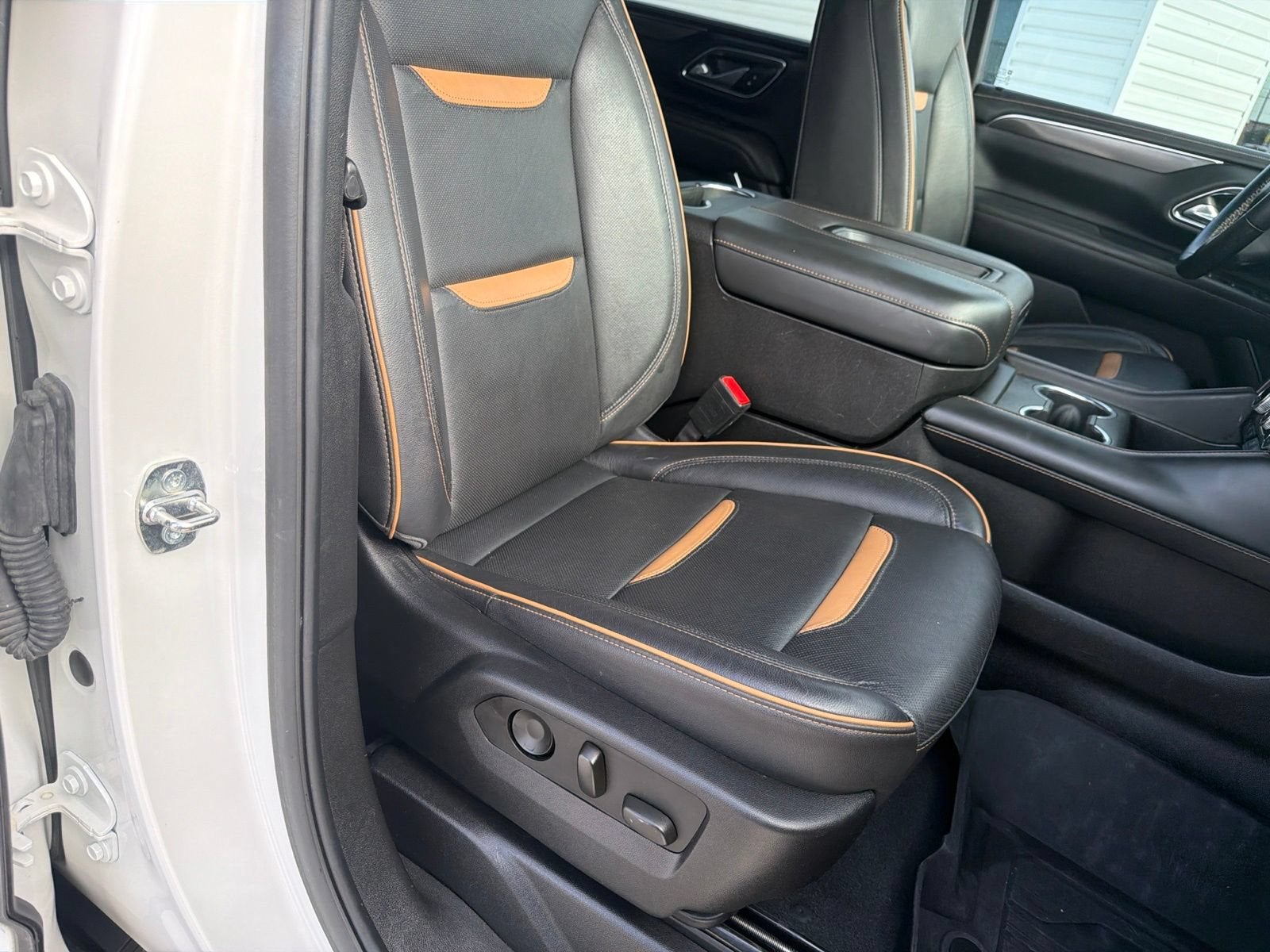 2024 GMC Yukon XL AT4
