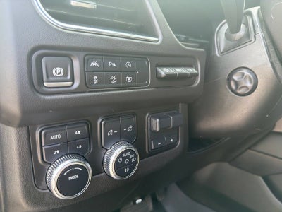 2024 GMC Yukon XL AT4