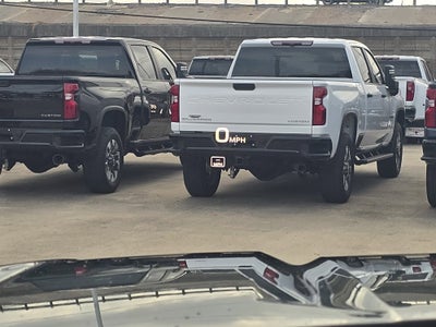 2025 GMC Yukon XL AT4